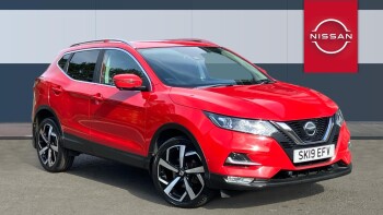 Nissan Qashqai 1.3 DiG-T N-Connecta 5dr Petrol Hatchback